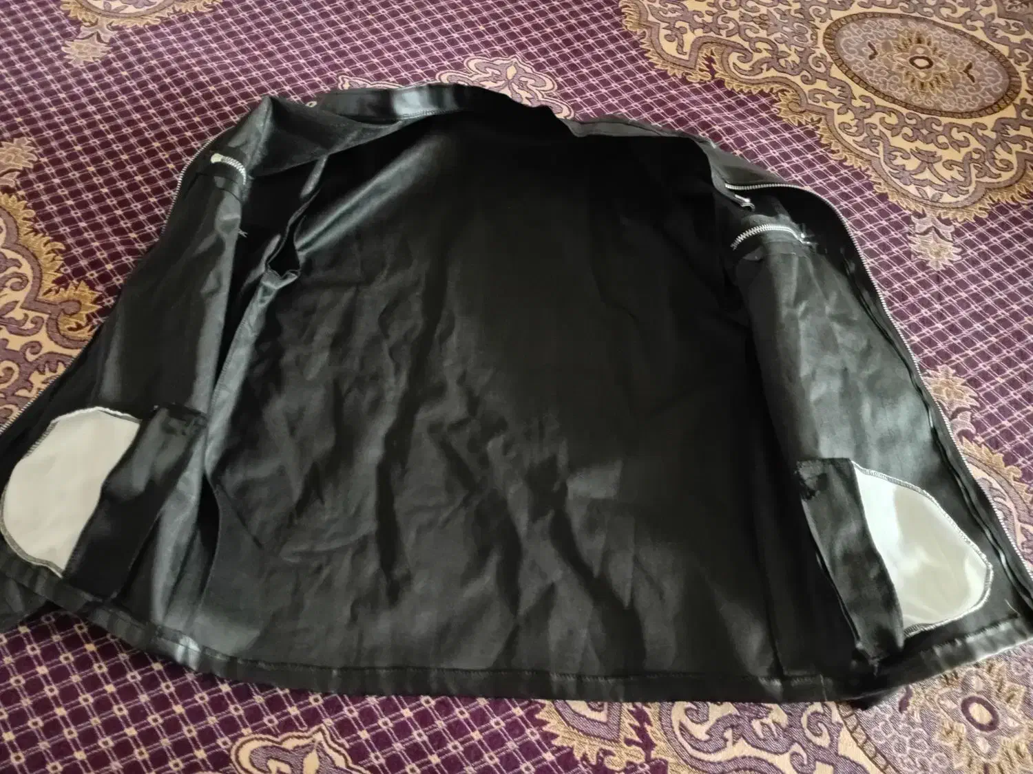 کت فوم مردانه|فعالیت داوطلبانه|بروجرد, |دیوار