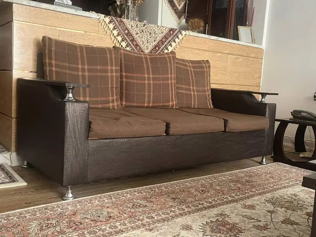 مبل راحتی|مبلمان خانگی و میز عسلی|هشتگرد, شهرک بعثت|دیوار