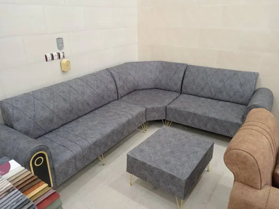 راحتی ال پایه فلز|مبلمان خانگی و میز عسلی|ایلام, |دیوار