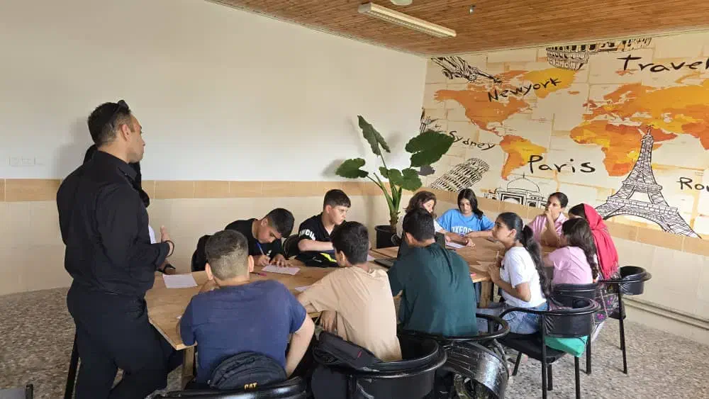 آموزش زبانهای خارجی با روشی متفاوت و تضمینی|خدمات آموزشی|رشت, معلم|دیوار