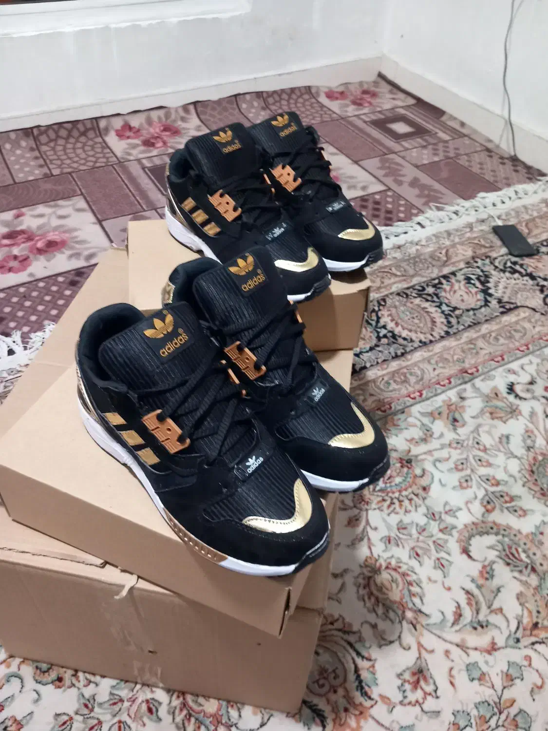 کتانی زدایکس|کیف، کفش، کمربند|شهریار, شهریار|دیوار