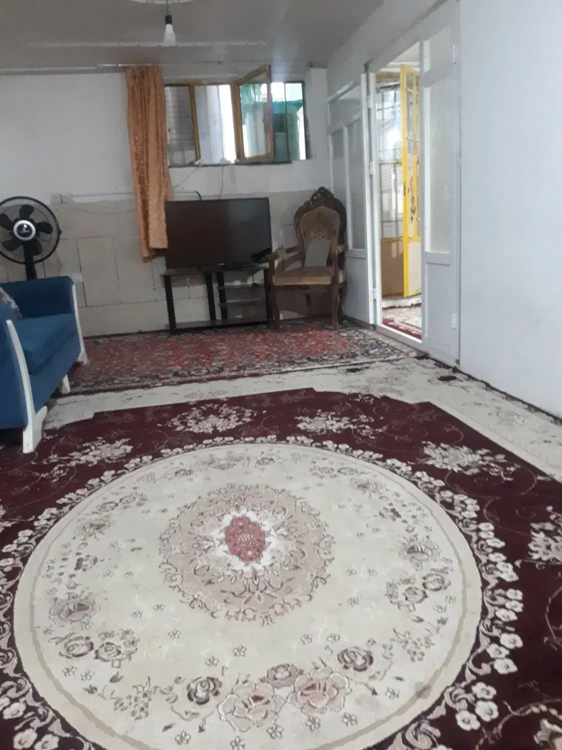 سوئیت اجاره ای دارای پارکینگ|اجارهٔ کوتاهمدت آپارتمان و سوئیت|بافت, |دیوار