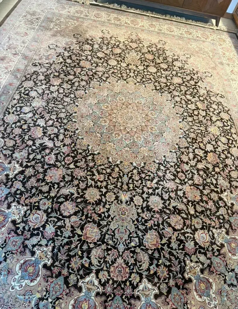 یک جفت فرش 12متری و یک 3 متری گرد ابریشم بلژیکی|فرش|رویان, |دیوار