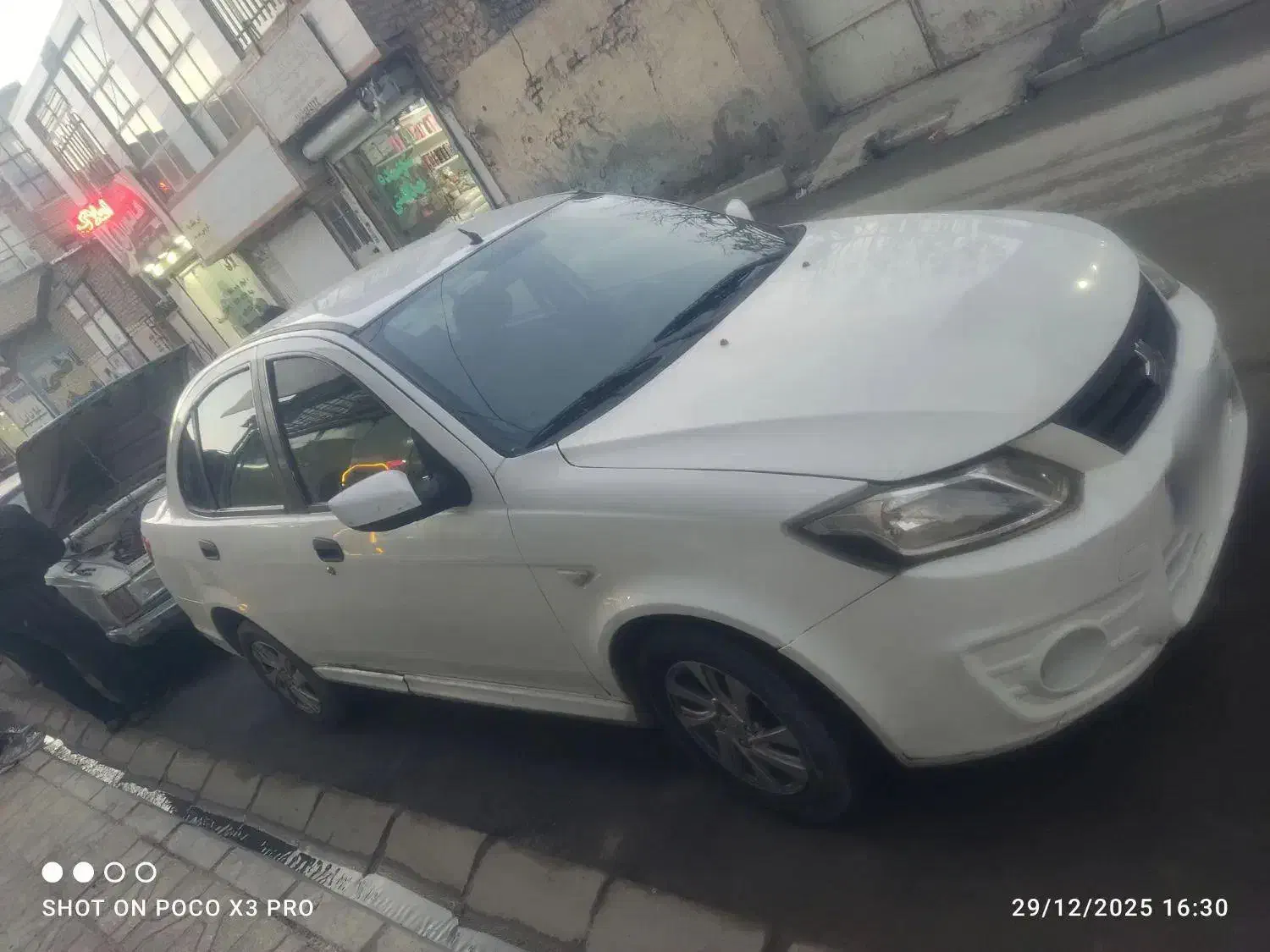 ساینا|خودرو سواری و وانت|مشهد, شهید جنگی|دیوار