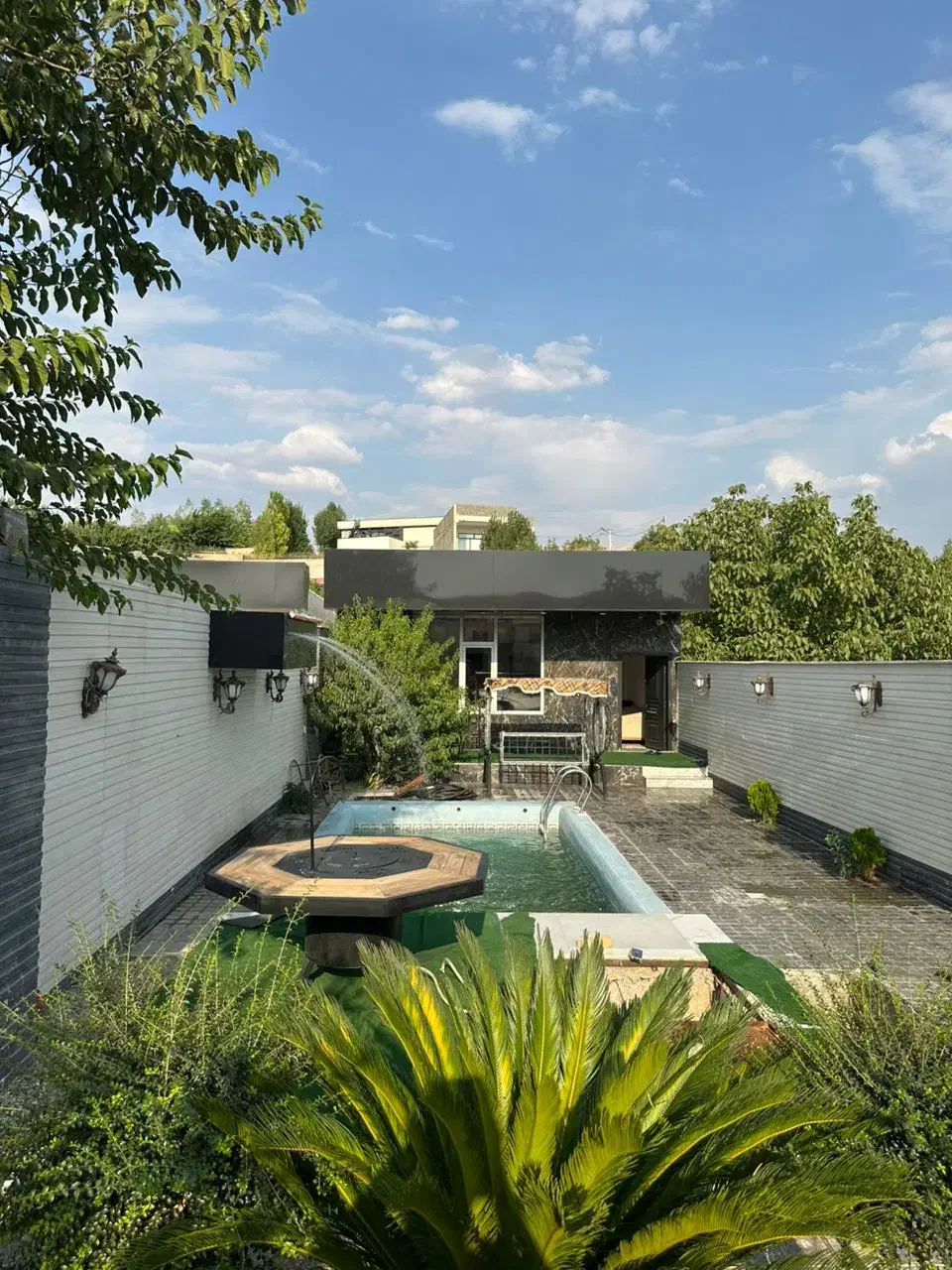 ویلای لوکس داخل بافت در کوشک زر|فروش خانه و ویلا|هشتگرد, شهرک پامچال|دیوار