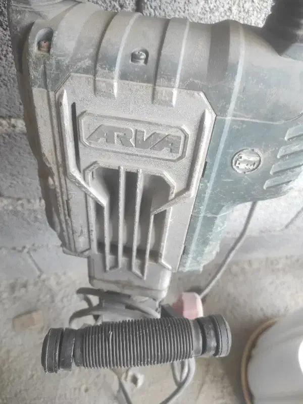 چکش برقی یاهلتی آروا|ابزارآلات|سنندج, |دیوار