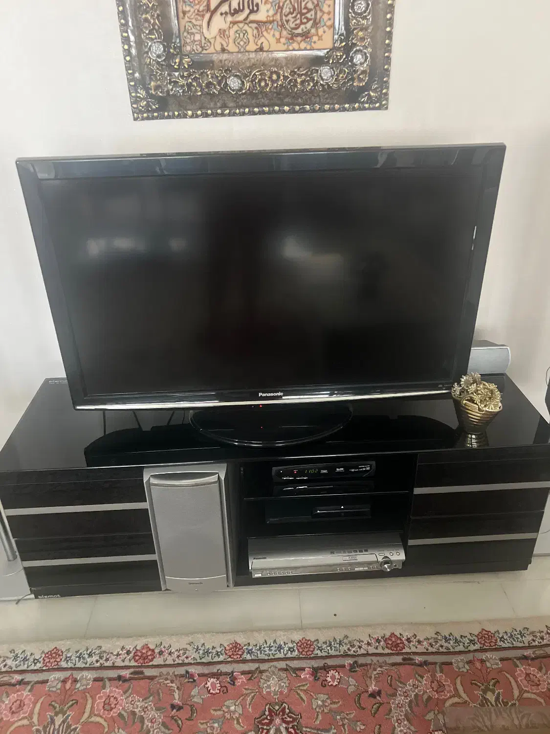 تلویزیون LCD پاسونیک کاملا سالم و نو|تلویزیون و پروژکتور|مشهد, اقبال|دیوار