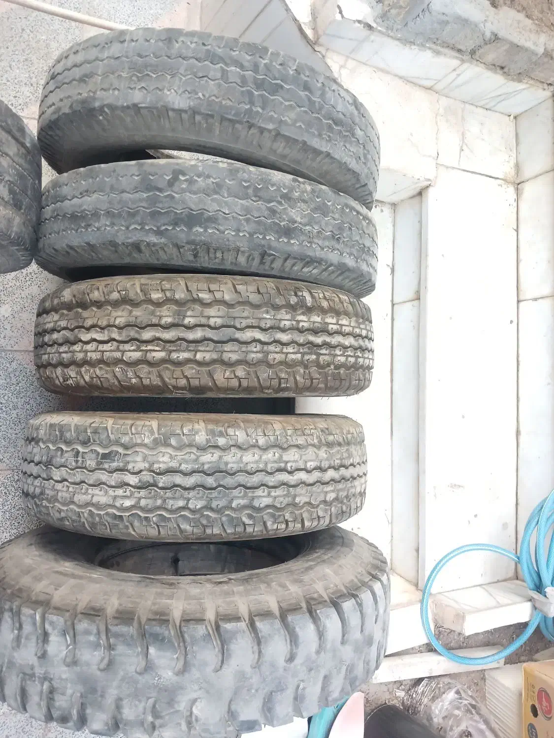 لاستیک نیسان جلو و عقب|قطعات یدکی و لوازم جانبی|جهرم, |دیوار