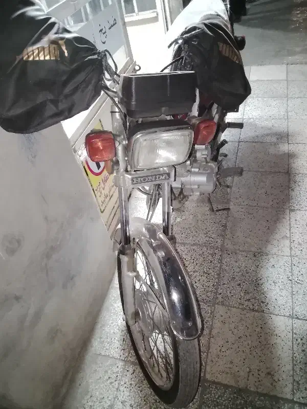 هندا تکتاز در حد نو|موتورسیکلت|مشهد, خواجه ربیع|دیوار
