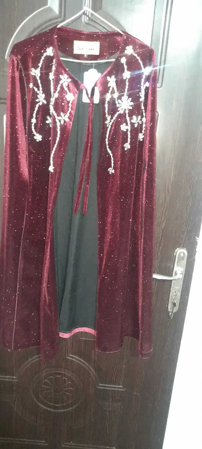 لباس|لباس|نهاوند, |دیوار