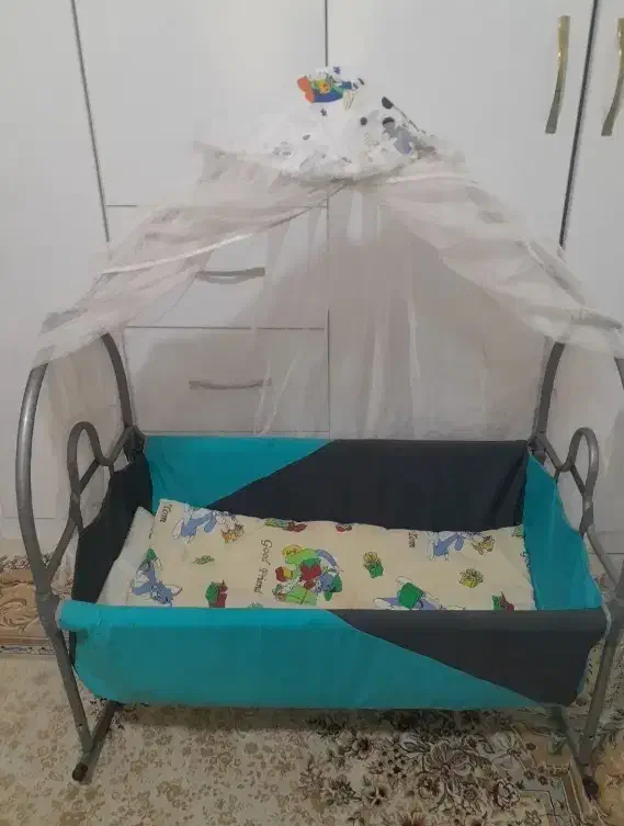 گهواره نونو|تخت و صندلی بچه|دورود, |دیوار