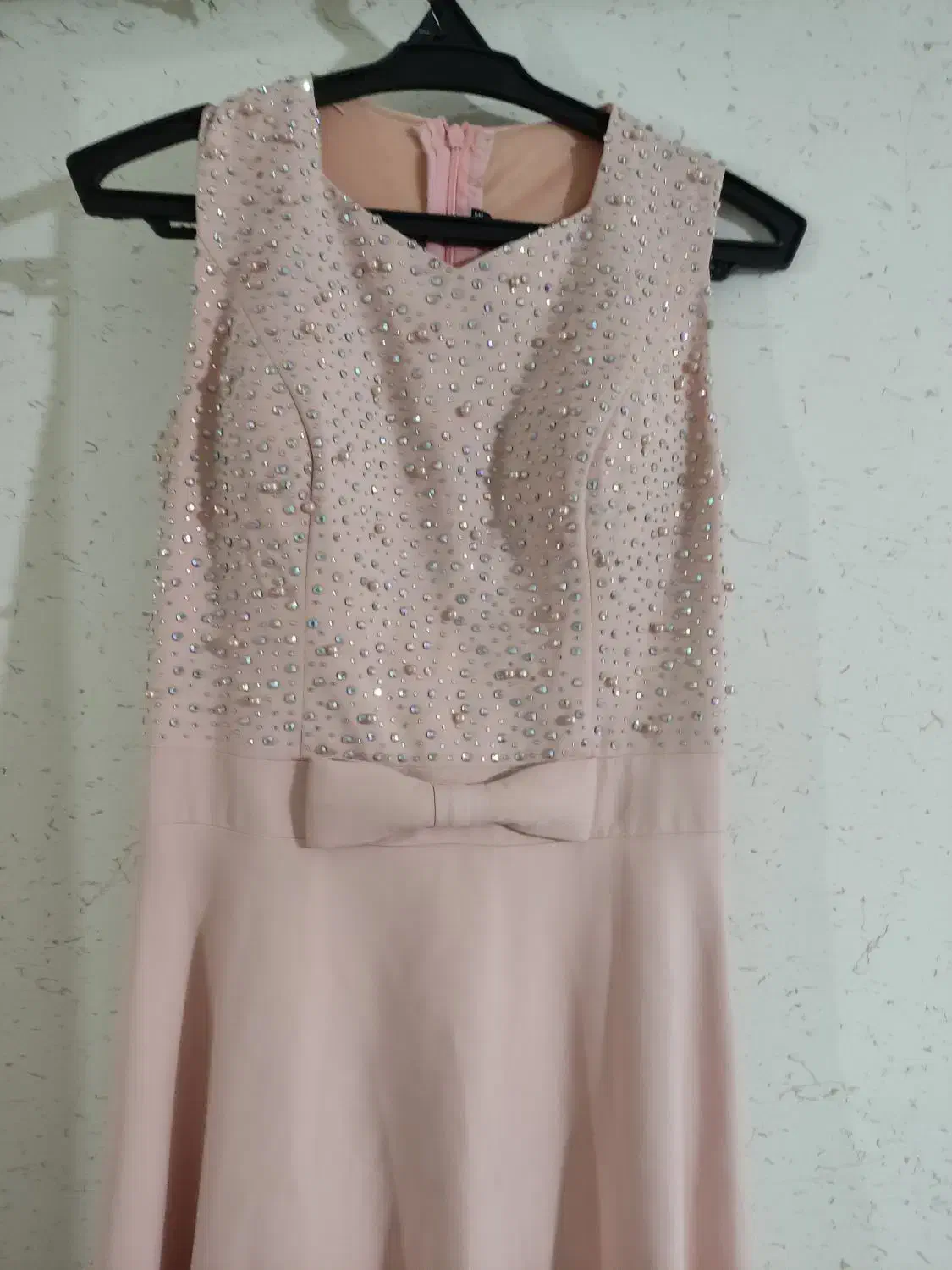 لباسهای نو وجنس خوب|لباس|نیشابور, فردوسی جنوبی|دیوار