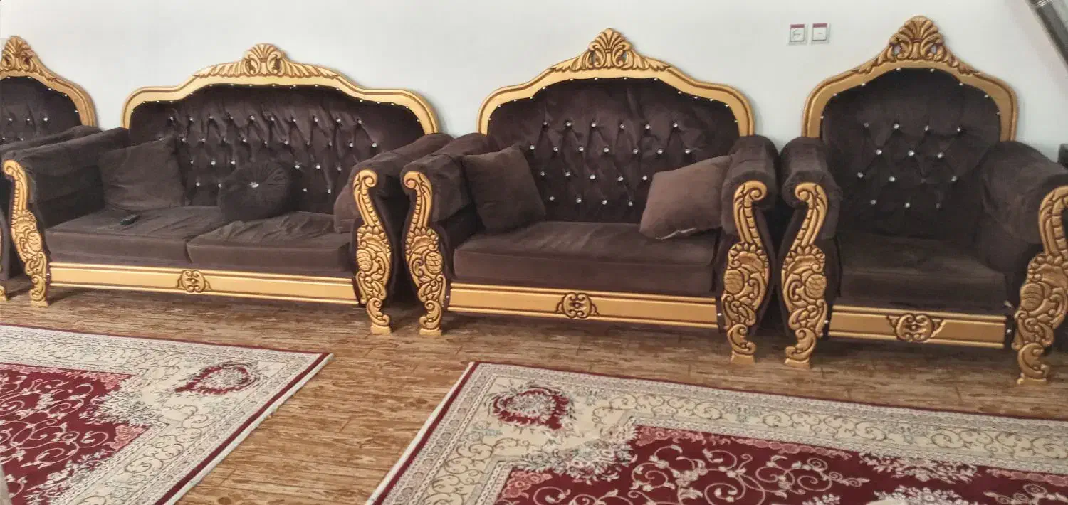 مبل سلطنتی ۱۳ نفره|مبلمان خانگی و میز عسلی|سلماس, |دیوار