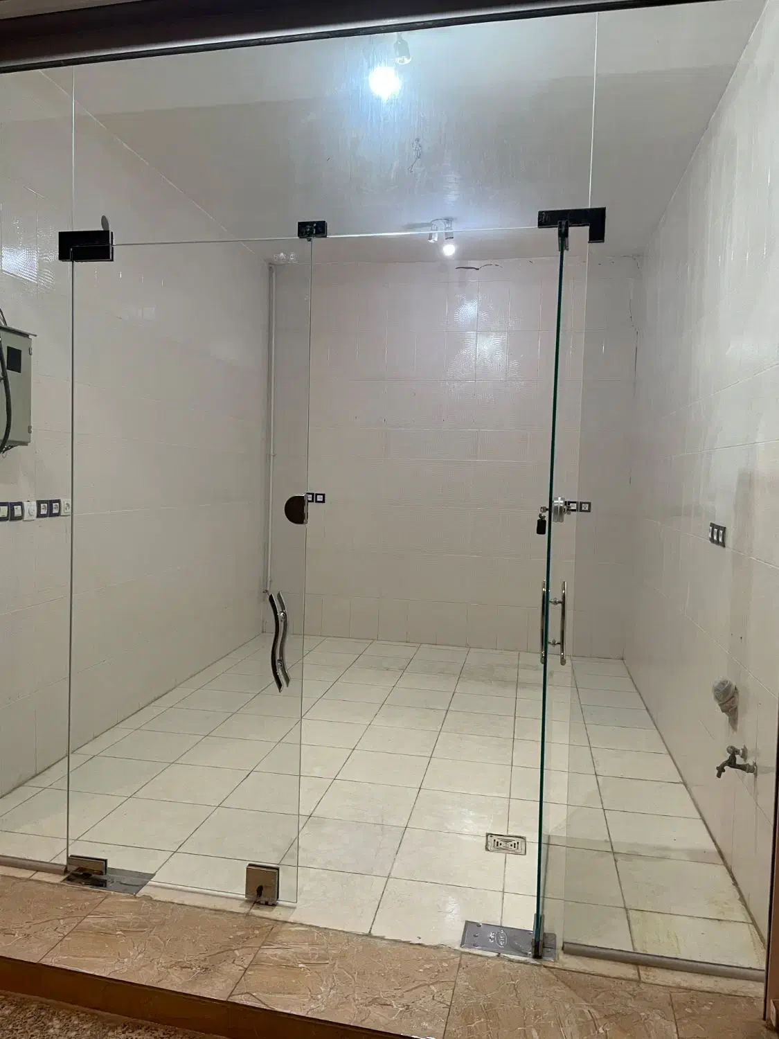 مغازه ۱۲ متری|اجارهٔ مغازه و غرفه|دهلران, |دیوار