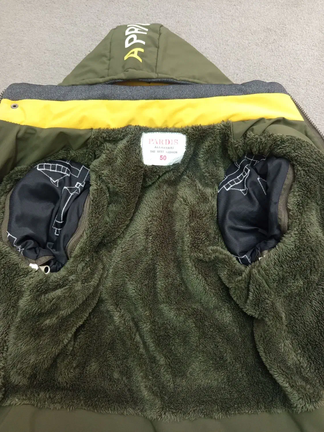 کاپشن بچگانه|کفش و لباس بچه|قم, شهر قائم|دیوار