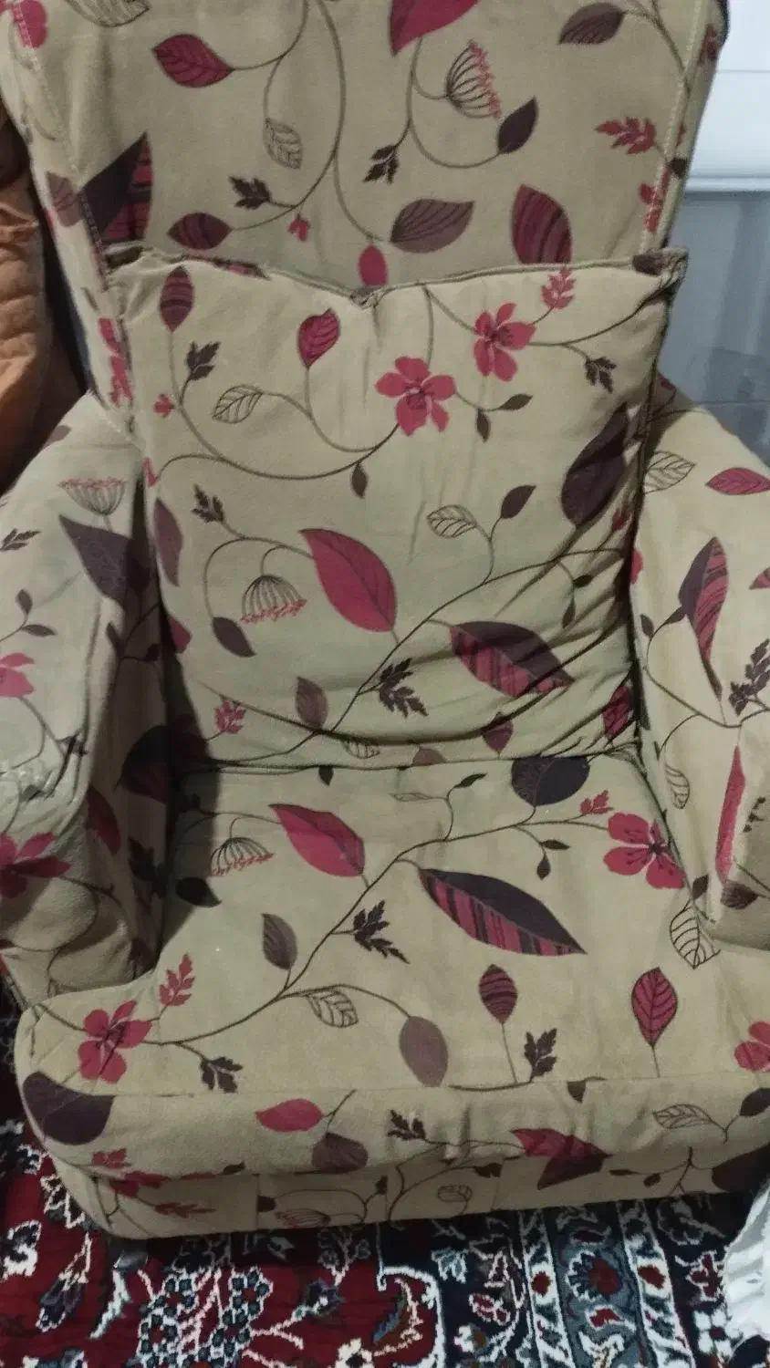 مبل راحتی وتشک|مبلمان خانگی و میز عسلی|ملایر, |دیوار