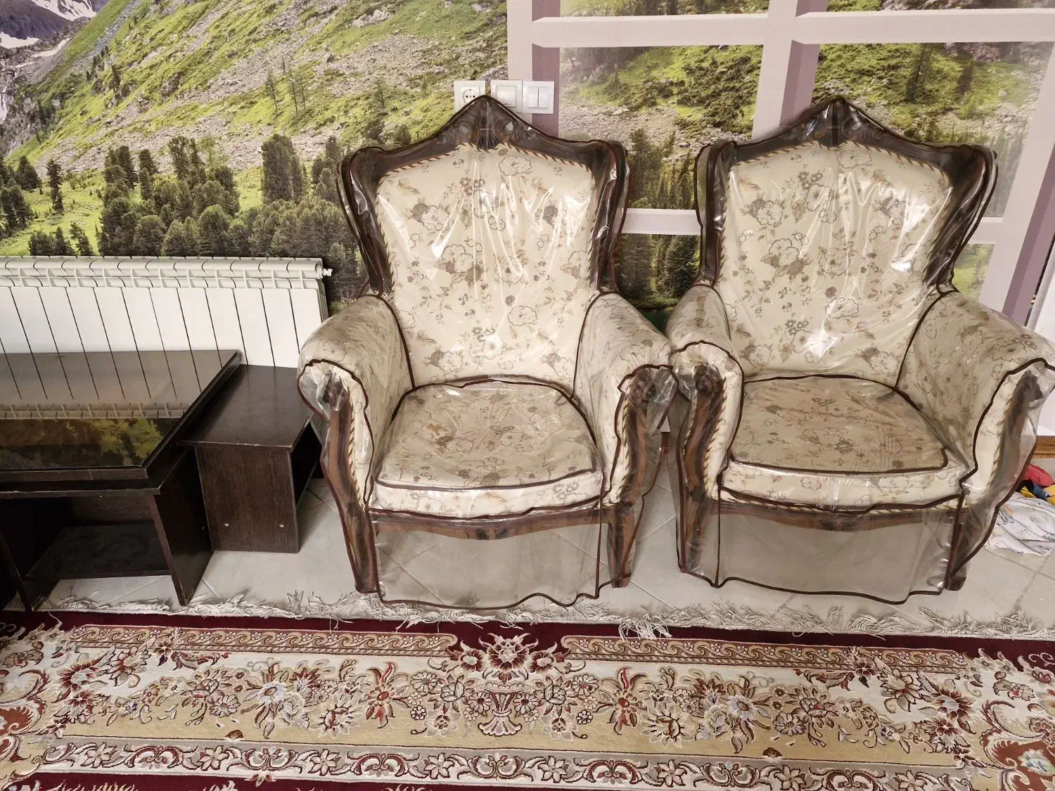 مبل ده نفره سلطنتی|مبلمان خانگی و میز عسلی|فولادشهر, مسکن مهر فولادشهر|دیوار