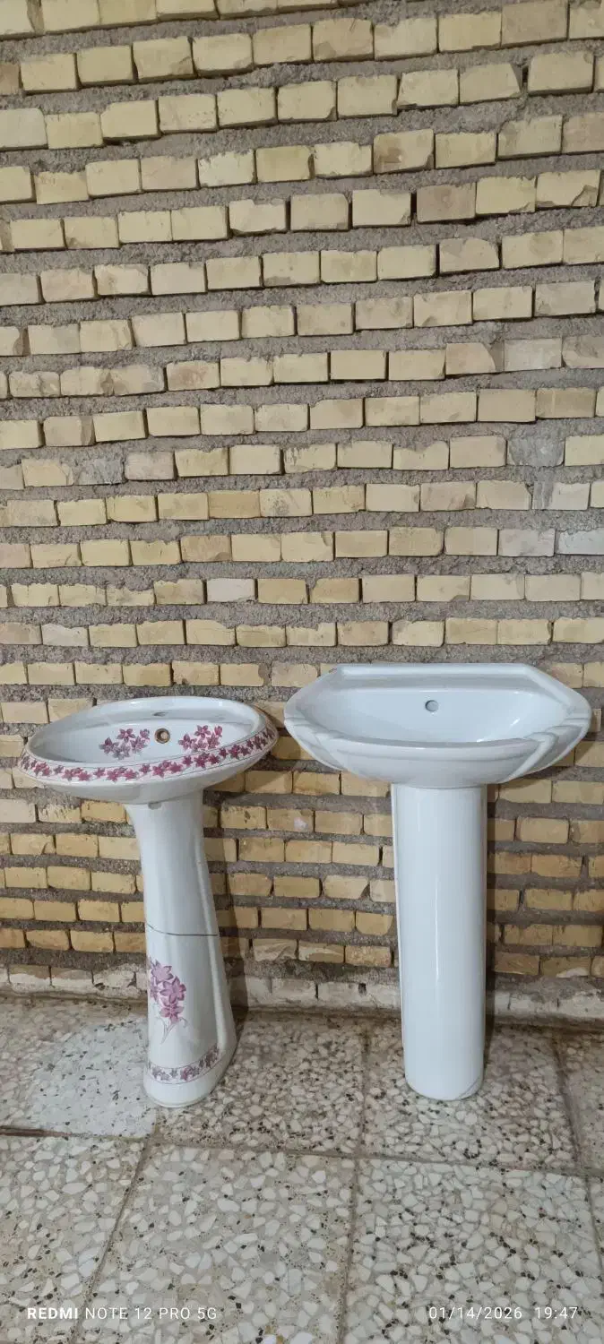 درب حال و دو عدد روشویی|لوازم سرویس بهداشتی|شوش, |دیوار
