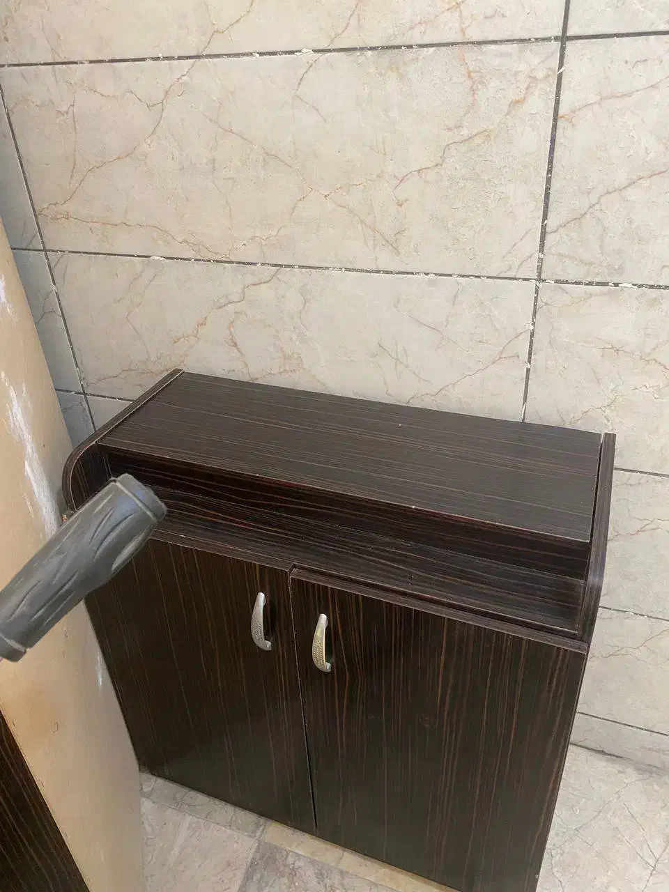 کمد و جاکفشی|جاکفشی، کمد، دراور|بندرعباس, |دیوار