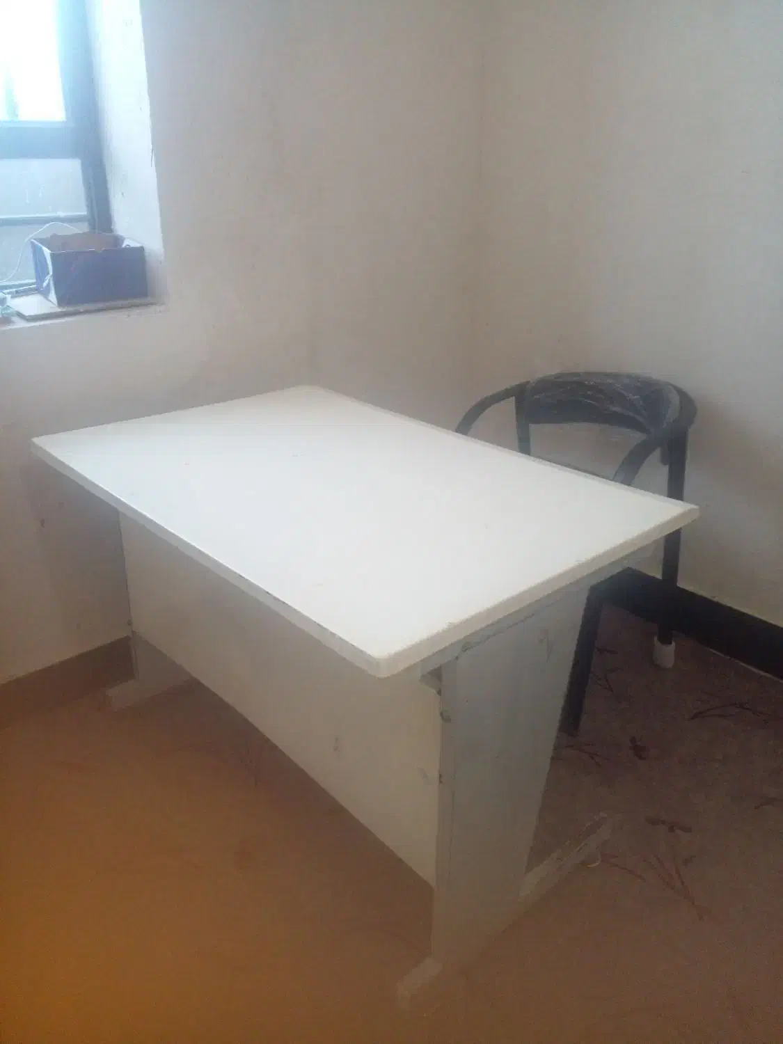 میز نقشه کشی وصندلی|میز تحریر و کامپیوتر|یاسوج, |دیوار