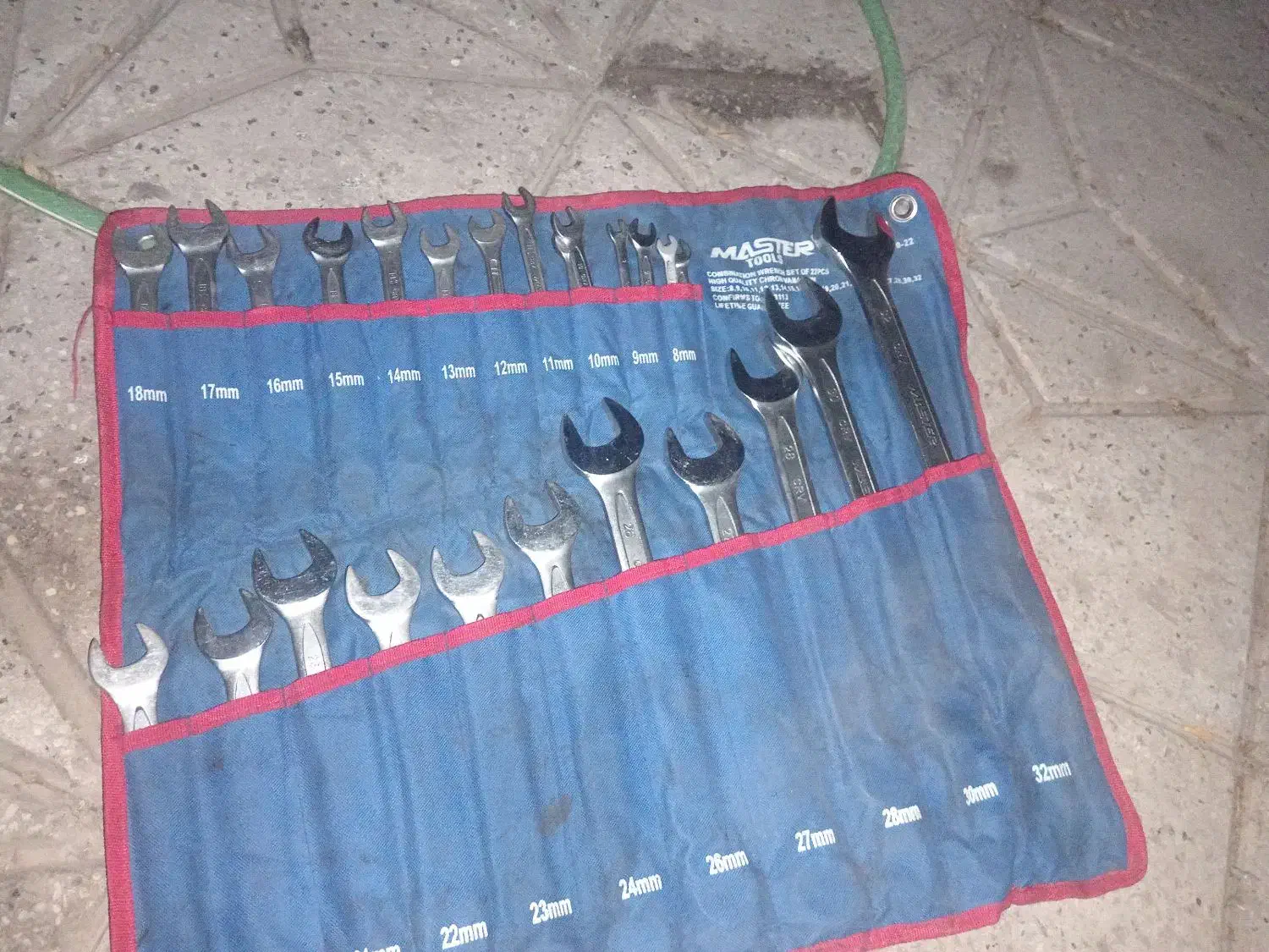 آچار ابزار|ابزارآلات|نیشابور, باغ نو|دیوار