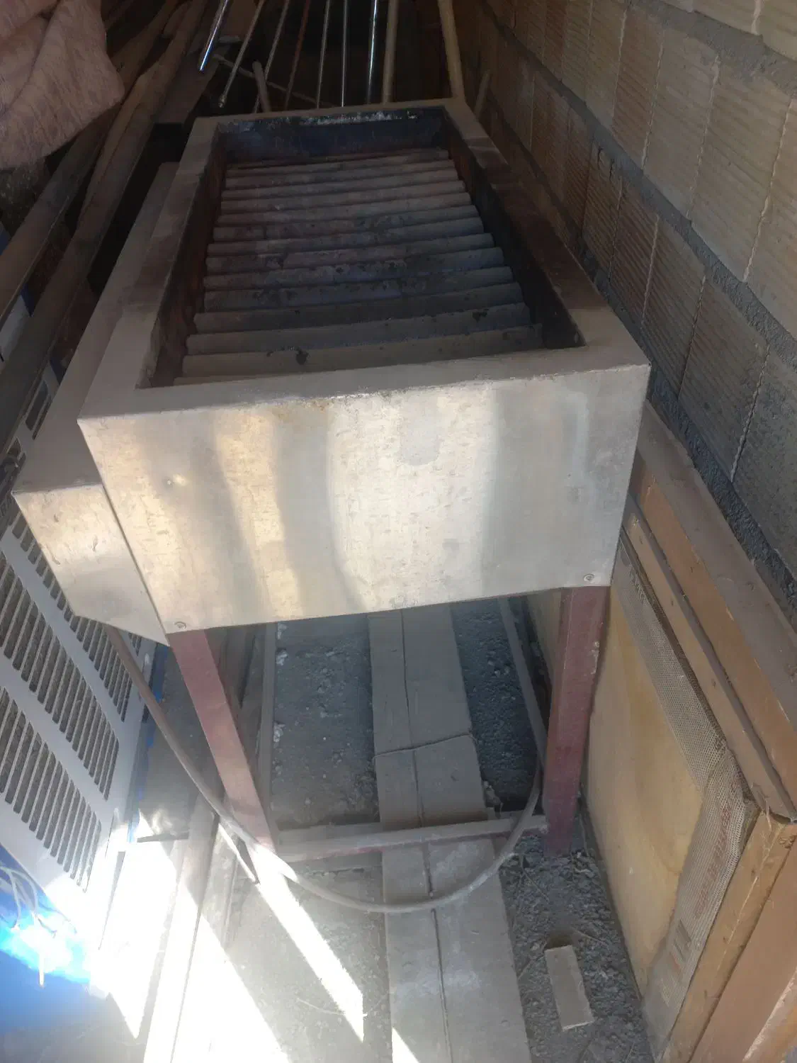 کباب پز چدنی با روکش آلومینیومی(منقل)|اجاق گاز و لوازم برقی پختوپز|قم, شاه سید علی|دیوار