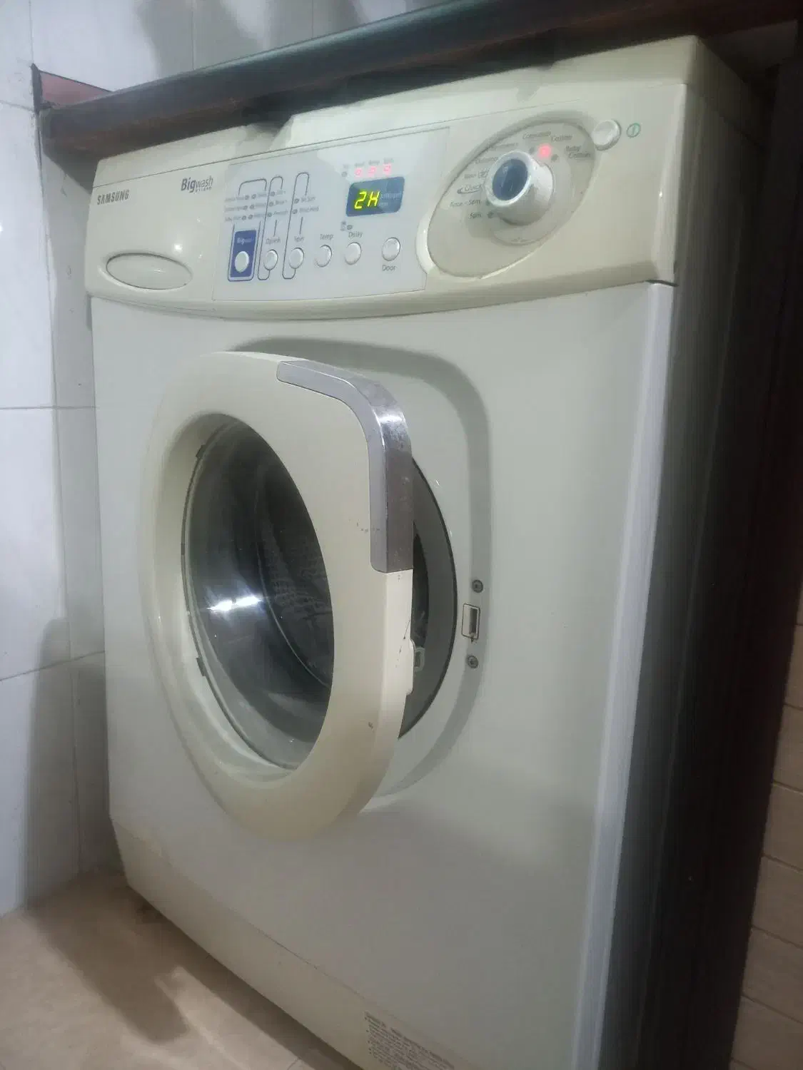 لباسشویی سامسونگ|ماشین لباسشویی و خشککن لباس|رشت, نظری|دیوار