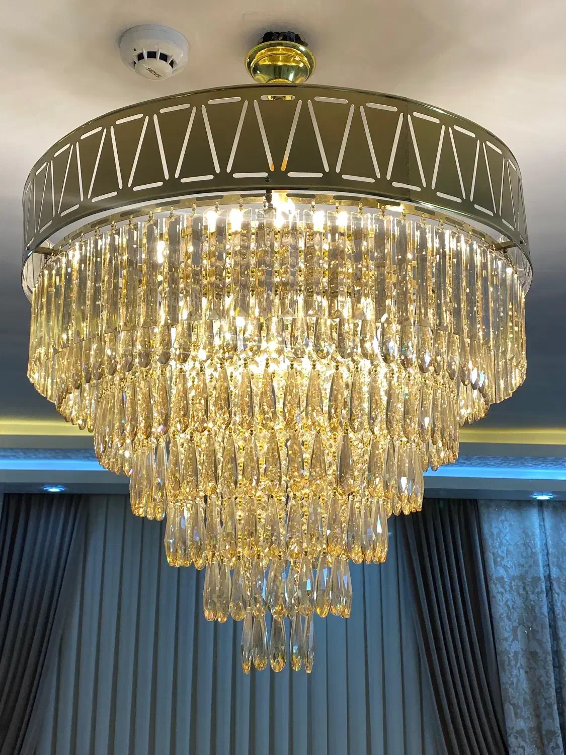 لوستر|لوستر و چراغ آویز|شاهین‌شهر, شهرک میلاد|دیوار