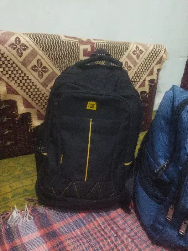 2عدد کوله پشتی،کوهنوردی|کیف، کفش، کمربند|کرمان, |دیوار