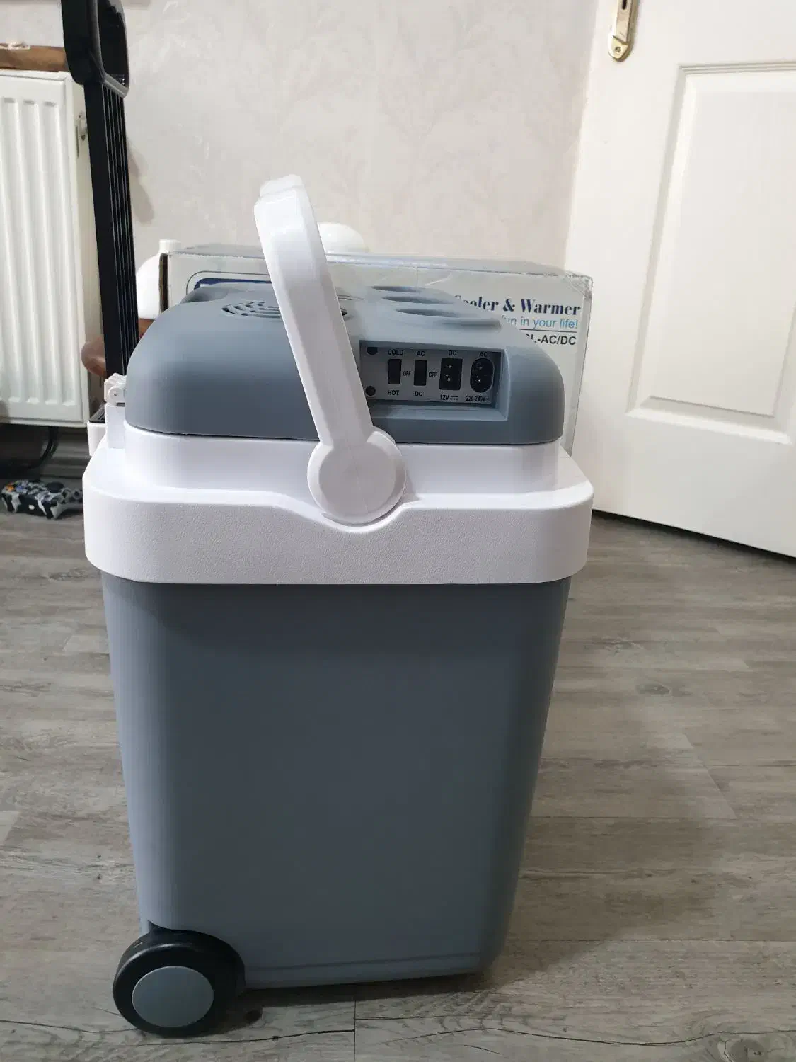 باکس گرم و سرد ۳۳ لیتری دلونگی ایتالیا|سایر لوازم برقی|سنندج, |دیوار