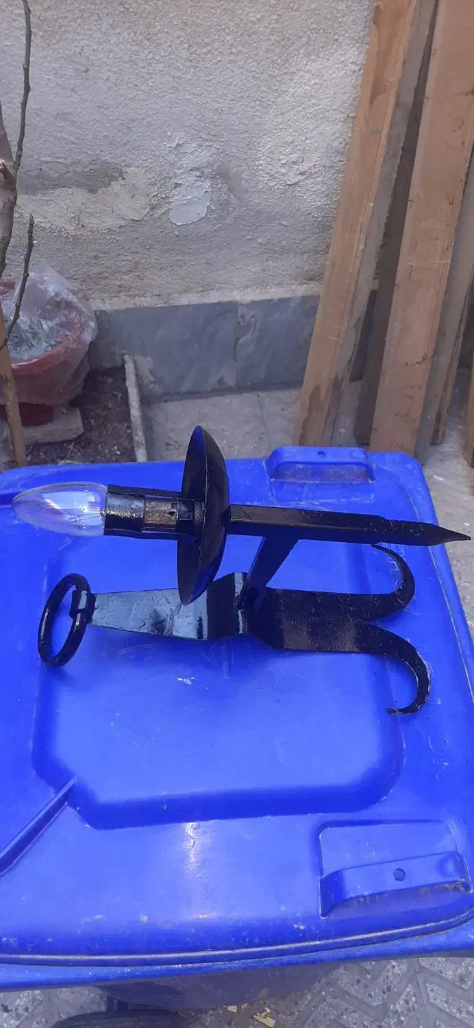 چراغ دیواری  سه عدد فلزی|لامپ و چراغ|خرم‌آباد, |دیوار