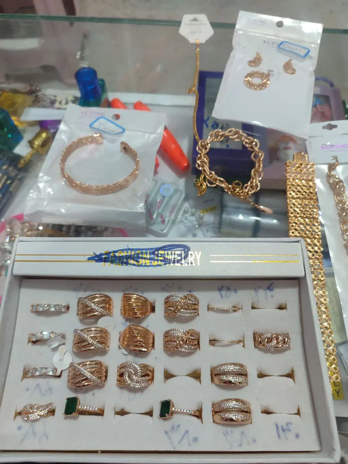 بد لیجات ارزون به مناسبت روز مادر|بدلیجات|نورآباد, |دیوار