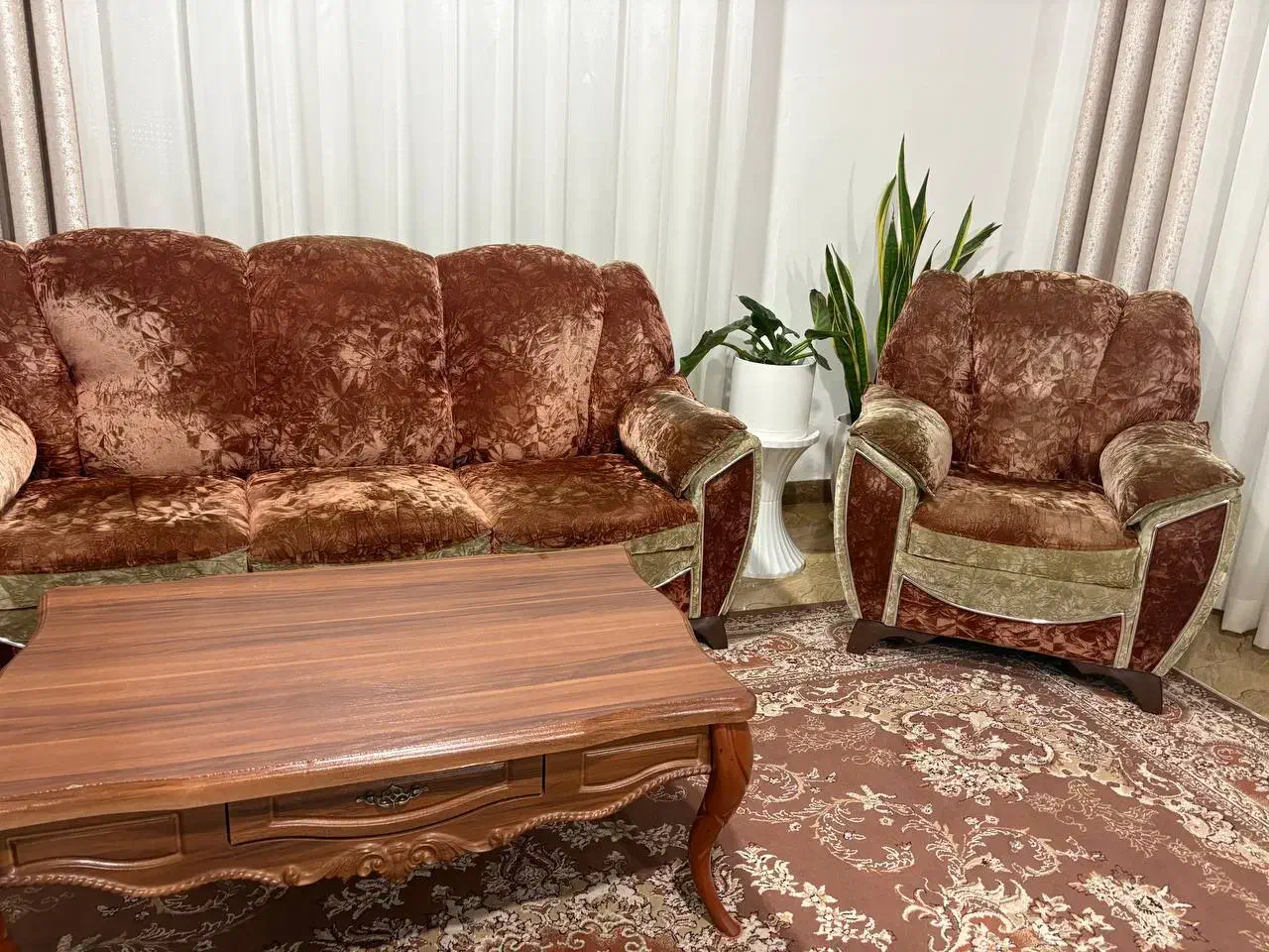 مبل فروشی|مبلمان خانگی و میز عسلی|چالوس, |دیوار