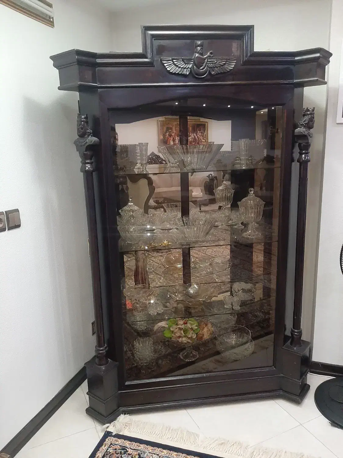 بوفه هخامنشی|بوفه، ویترین، کنسول|شاهینشهر, دهخدا|دیوار