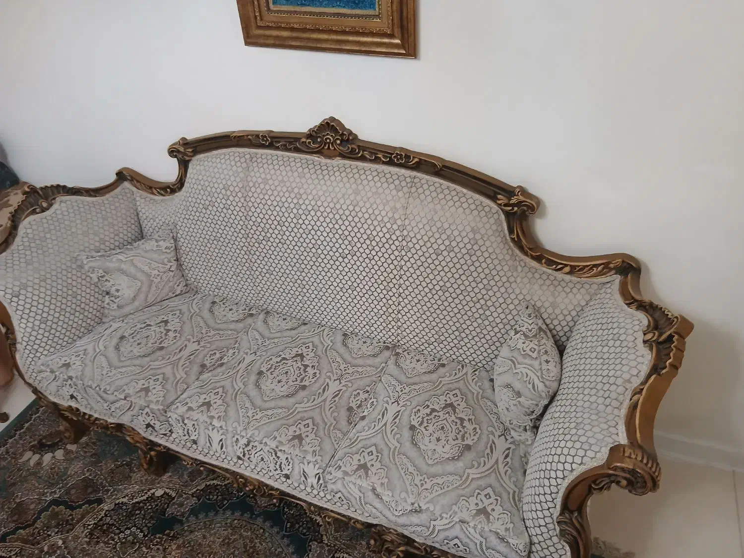 مبل ۷ نفره سلطنتی در حد نو واقعی|مبلمان خانگی و میز عسلی|تهران, شمشیری|دیوار