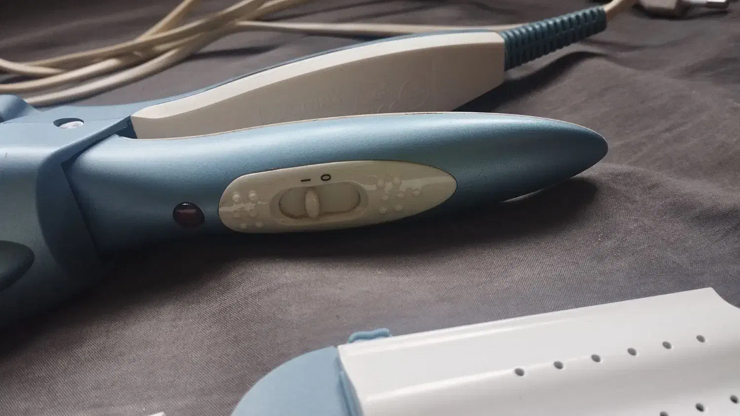 اتو مو چندکاره|آرایشی، بهداشتی، درمانی|بندر انزلی, کلیور|دیوار