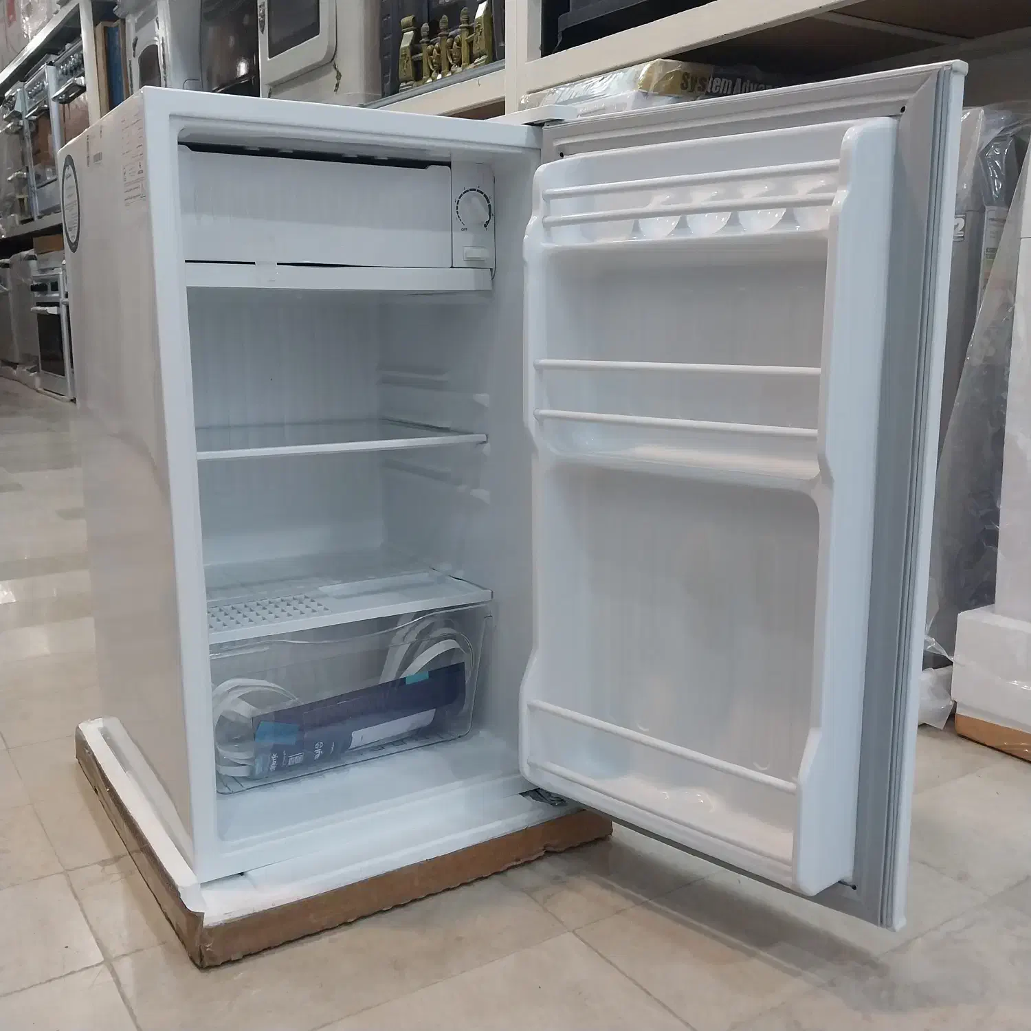 یخچال ۵ فوت ایستکول / یخچال هتلی گارانتی دار|یخچال و فریزر|تهران, تهرانپارس شرقی|دیوار