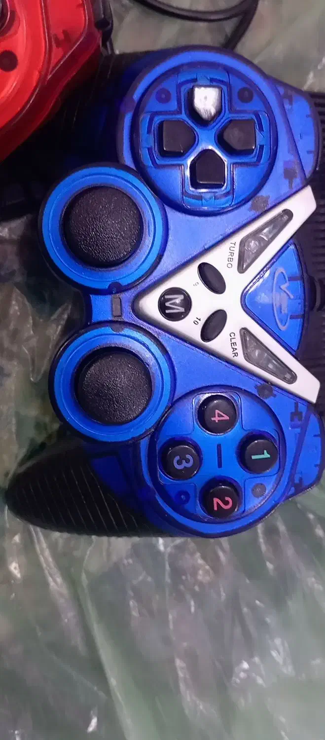 دسته بازی کامپیوتر|کنسول، بازی ویدئویی و آنلاین|قم, قلعه کامکار|دیوار