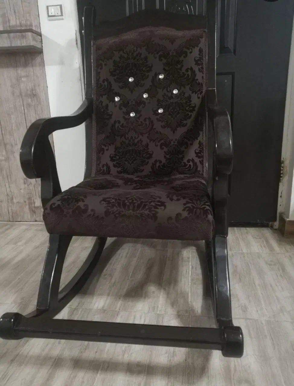 صندلی راک|صندلی و نیمکت|رشت, عینک|دیوار