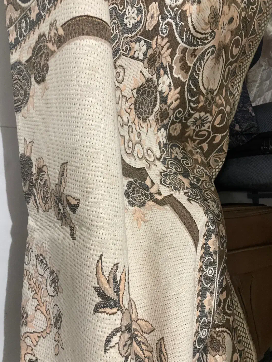 روفرشی|روفرشی|مشهد, هفت تیر (نه دره)|دیوار