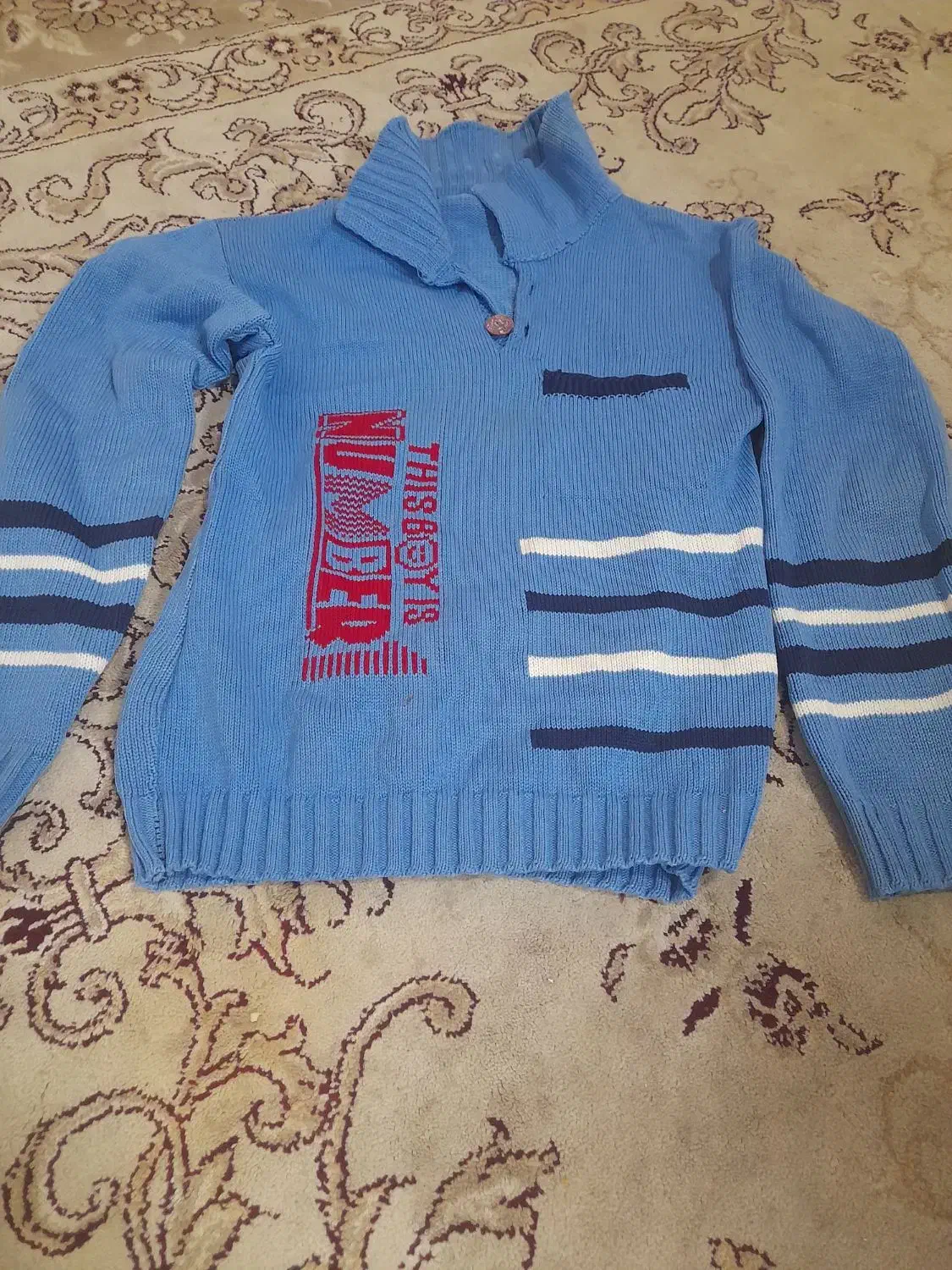 ژاکت وشلوارپسرانه|کفش و لباس بچه|کاشان, پشت شهربانی|دیوار