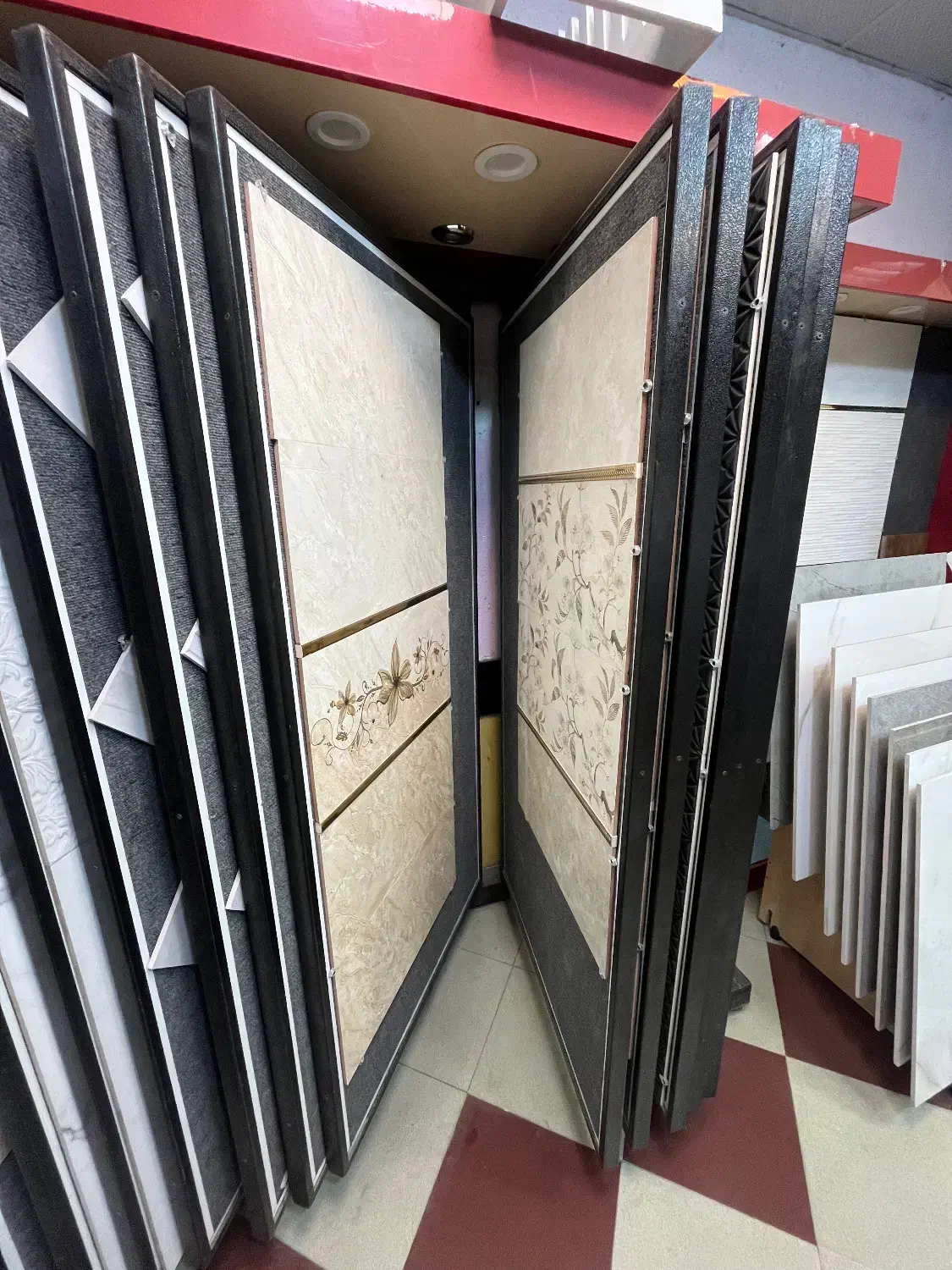 پنل کاشی|فروشگاه و مغازه|رشت, استقامت ۱|دیوار