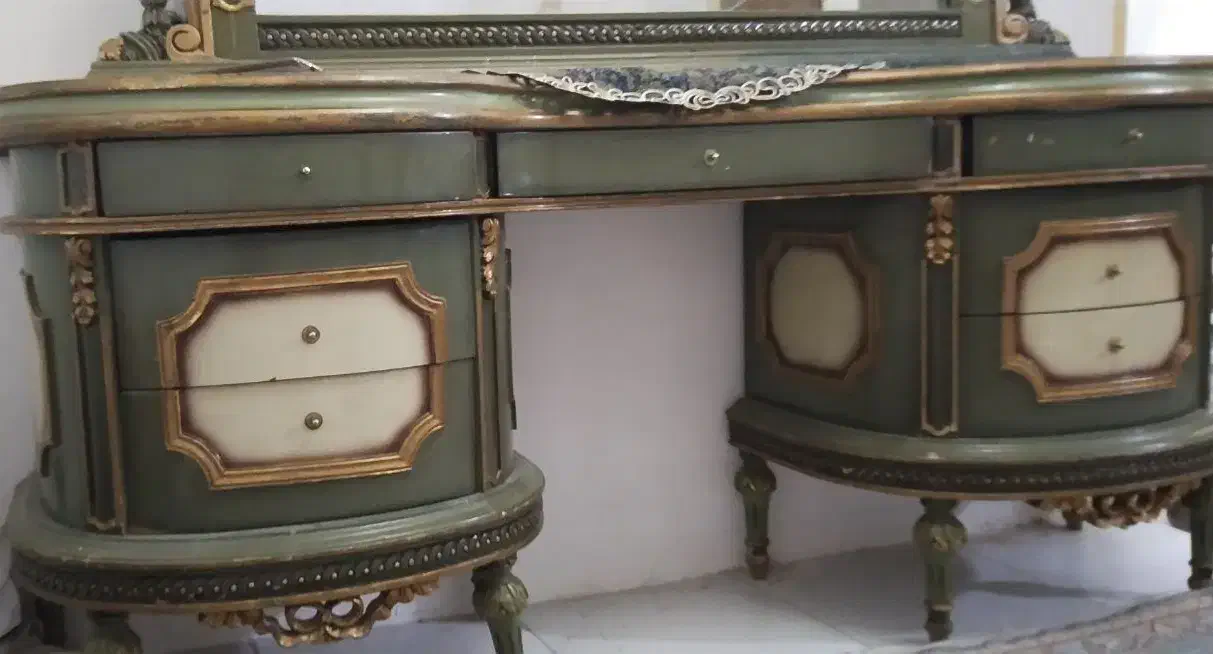 آینه کنسول آنتیک|بوفه، ویترین، کنسول|اسلام‌شهر, شهرک طالقانی|دیوار