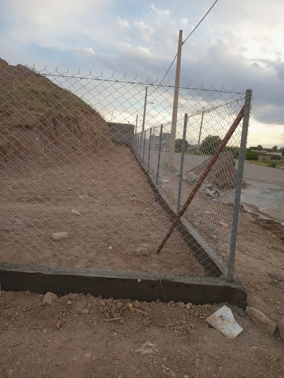 فنس کشی|خدمات باغبانی و درختکاری|زنجان, |دیوار