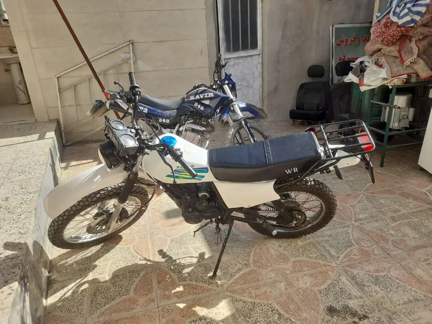 تریل ایکسل۲۰۰ فلات|موتورسیکلت|الشتر, |دیوار