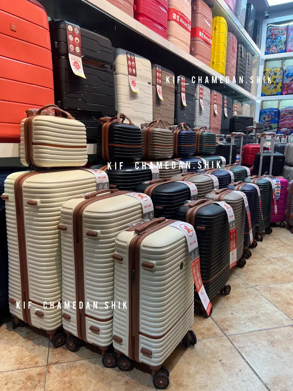 چمدان خاص|کیف، کفش، کمربند|تهران, مینای شمالی (مخبر)|دیوار