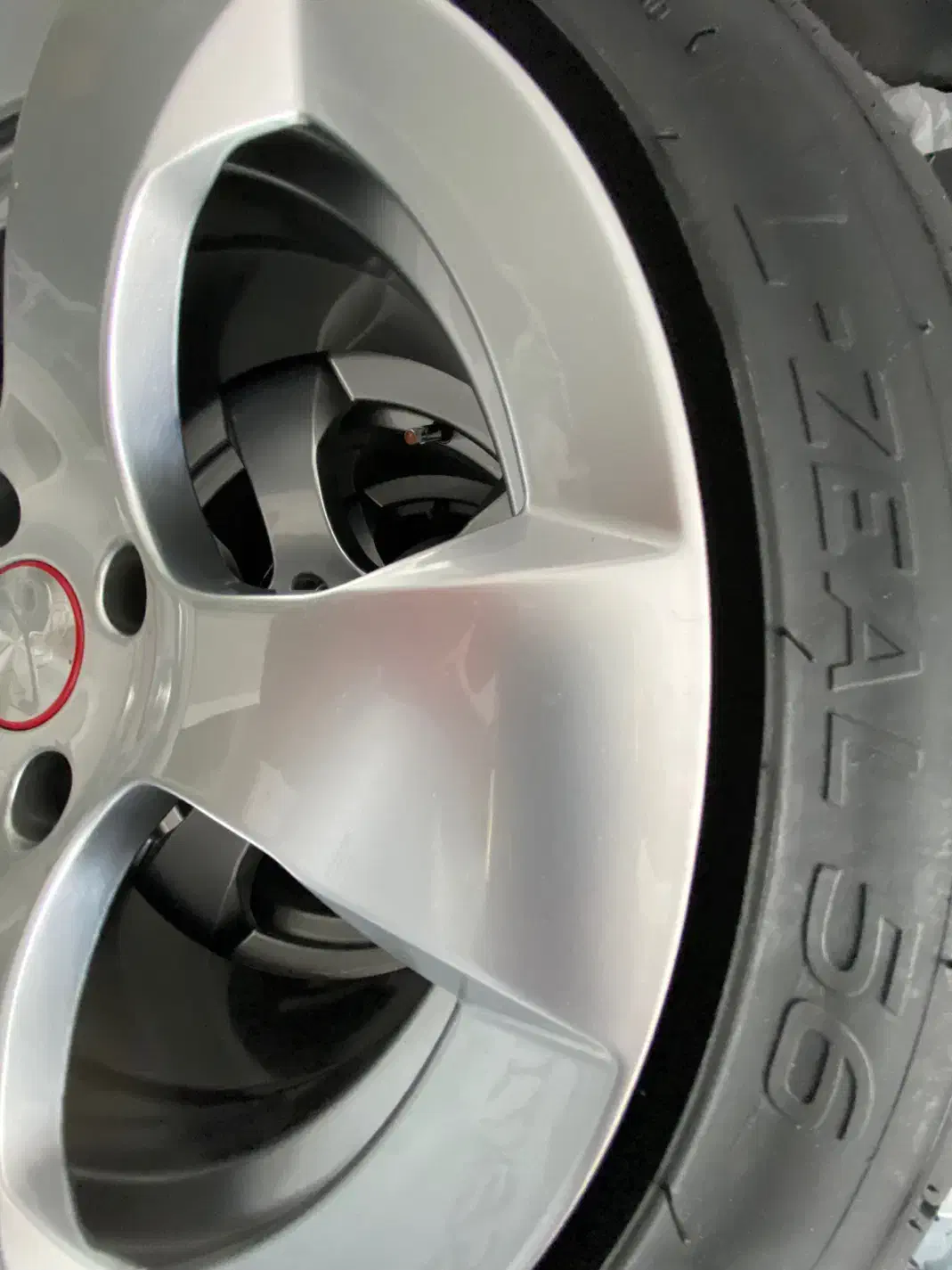 رینگ ساوارا با لاستیک ۱۰۰٪ilink-lzeal|قطعات یدکی و لوازم جانبی|کرج, شهرک اوج|دیوار