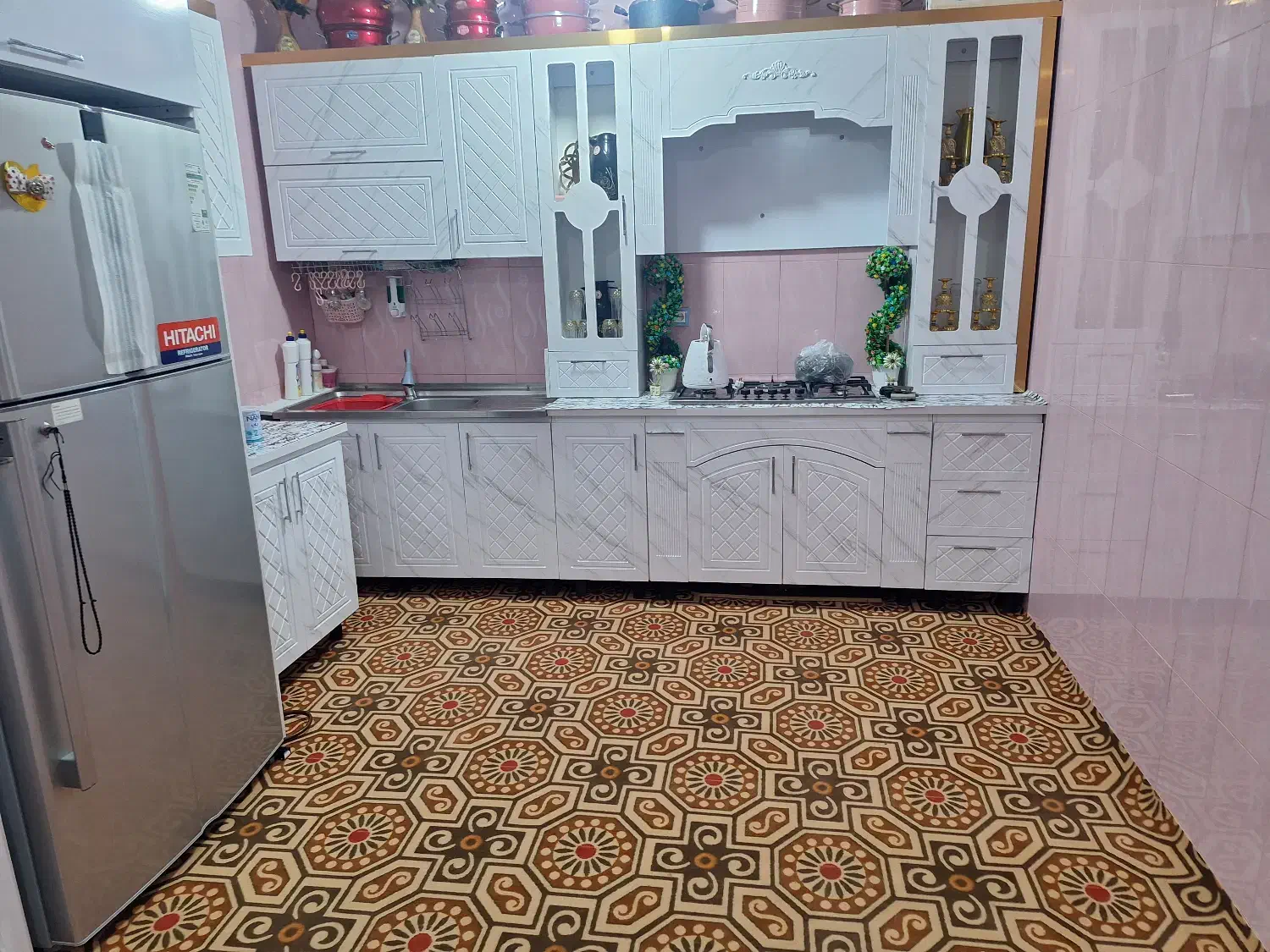 شادگان|آب‌چکان و نظم‌دهنده ظروف|شادگان, |دیوار