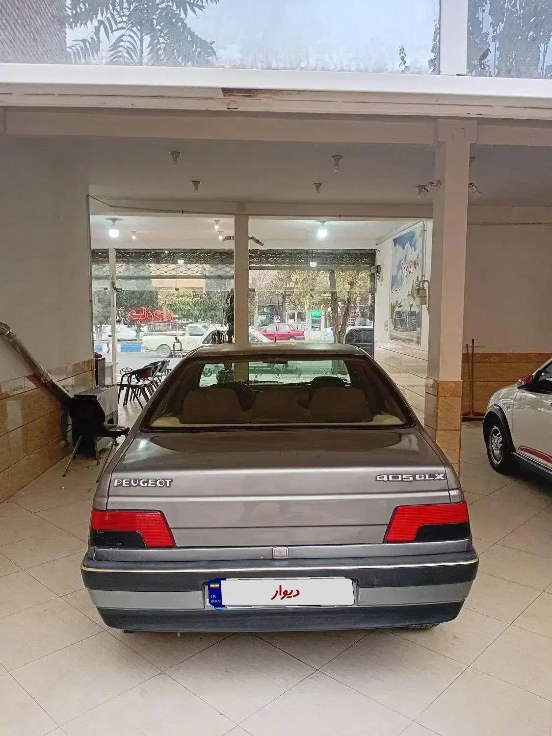 ۴۰۵مدل۹۲خاکستری|خودرو سواری و وانت|میانه, |دیوار