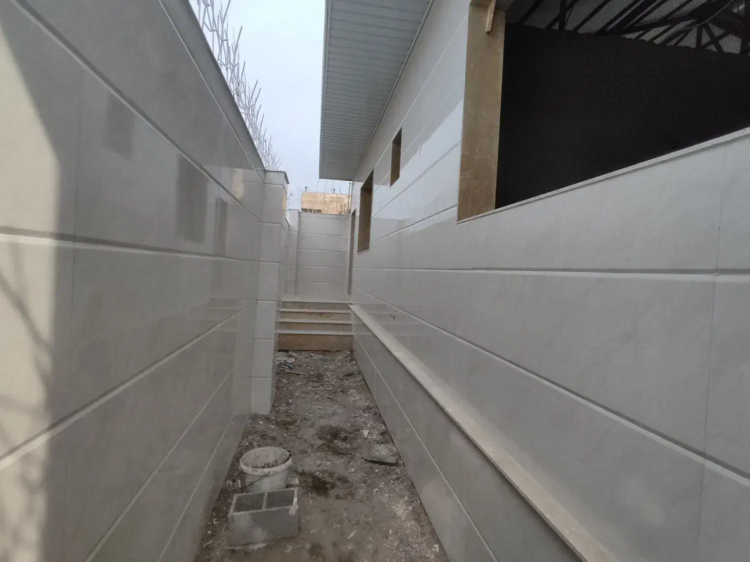 کاشی سرامیک کار|خدمات پیشه و مهارت|بندر انزلی, گلسرخ|دیوار